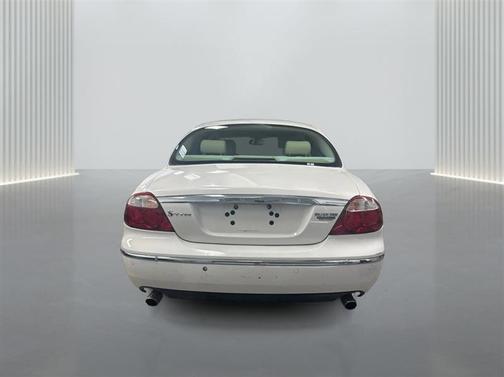 White Onyx 2005 Jaguar S-Type 3.0L V6