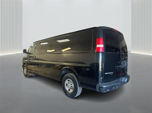 2013 Chevrolet Express 3500 LS