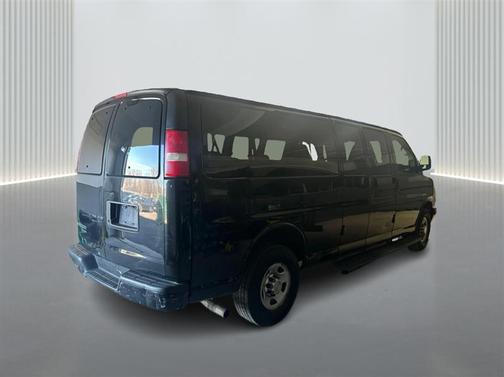 2013 Chevrolet Express 3500 LS
