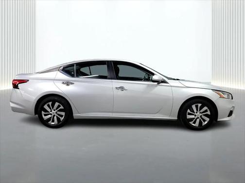 2020 Nissan Altima S FWD