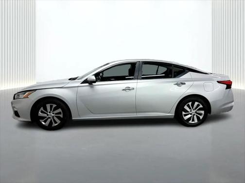 2020 Nissan Altima S FWD