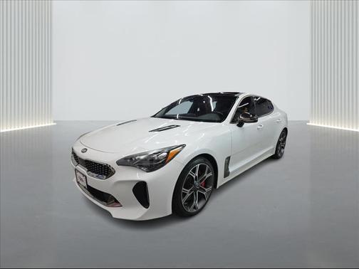 Snow White Pearl 2020 Kia Stinger GT1
