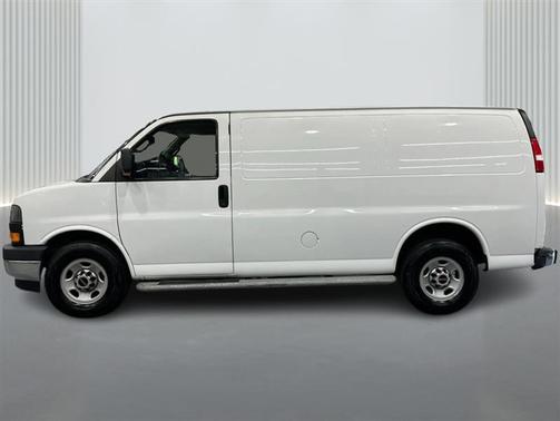 Summit White 2017 GMC Savana 2500 Work Van