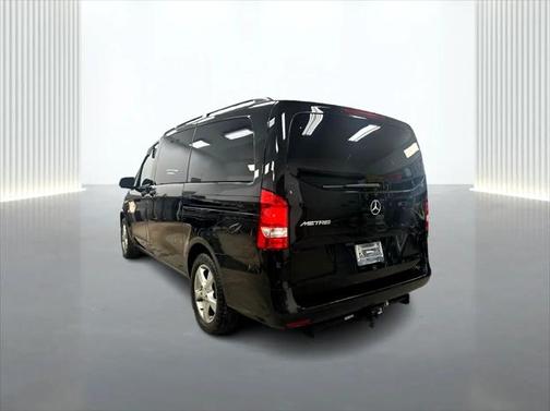 2016 Mercedes-Benz Metris Base