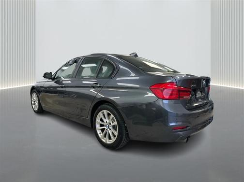 2018 BMW 320 i