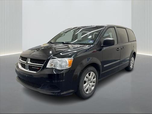 Brilliant Black Crystal Pearlcoat 2016 Dodge Grand Caravan AVP/SE