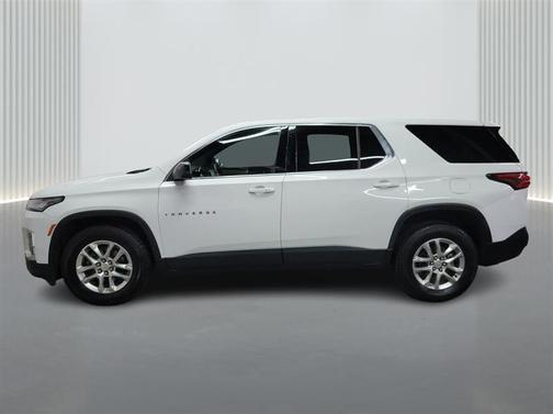 Summit White 2023 Chevrolet Traverse LS