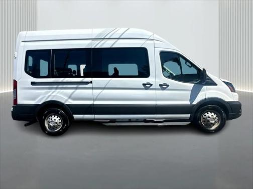 2022 Ford Transit-350 XL