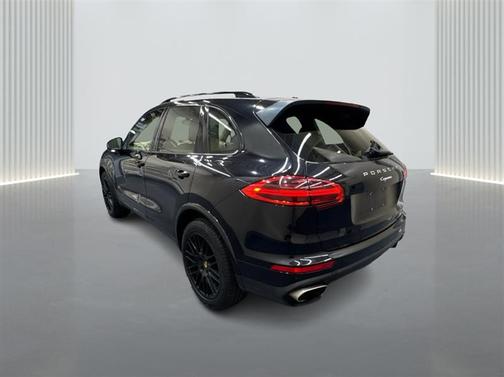 2017 Porsche Cayenne Platinum Edition