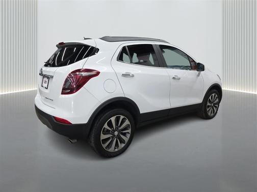 Summit White 2022 Buick Encore Preferred