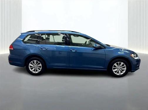 2018 Volkswagen Golf SportWagen TSI S