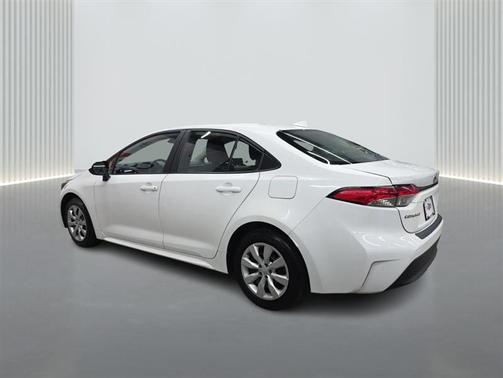 Ice Cap 2023 Toyota Corolla LE