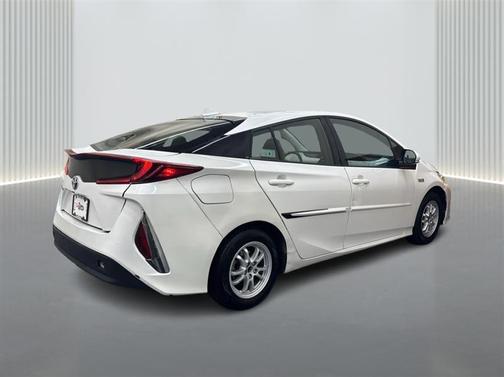2018 Toyota Prius Prime Plus