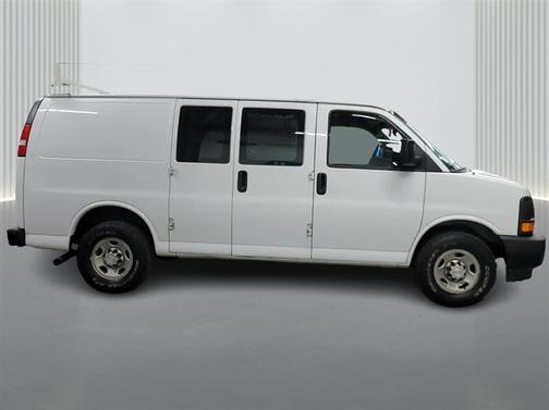 2017 Chevrolet Express 3500 Work Van