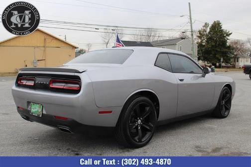 2015 Dodge Challenger SXT