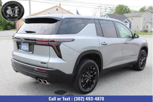2024 Chevrolet Traverse LS
