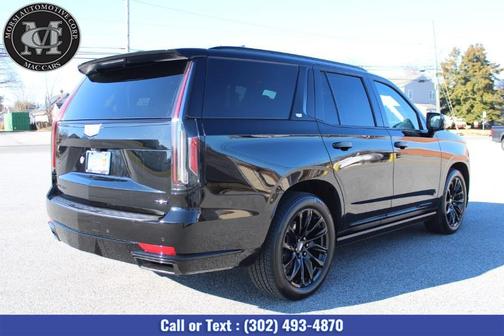 2023 Cadillac Escalade Sport Platinum