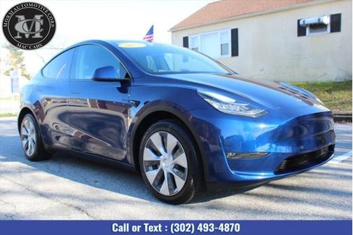 2022 Tesla Model Y Long Range Dual Motor All-Wheel Drive