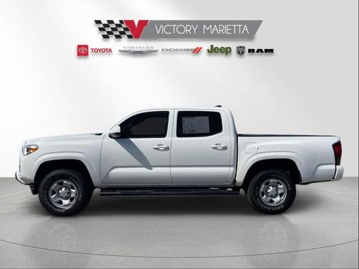White 2022 Toyota Tacoma SR