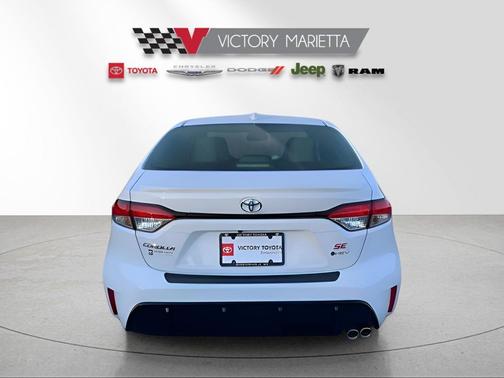 2026 Toyota Corolla Hybrid SE