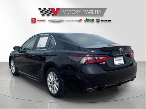Midnight Black 2024 Toyota Camry SE