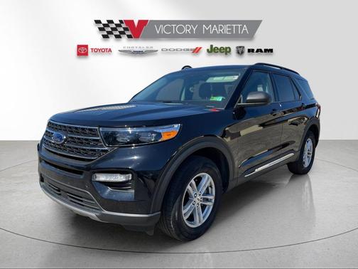 Agate Black Metallic 2024 Ford Explorer XLT