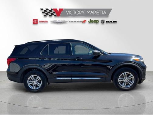 Agate Black Metallic 2024 Ford Explorer XLT