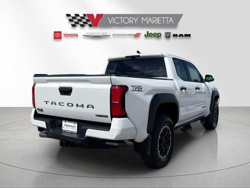 Ice 2026 Toyota Tacoma Hybrid TRD Off Road