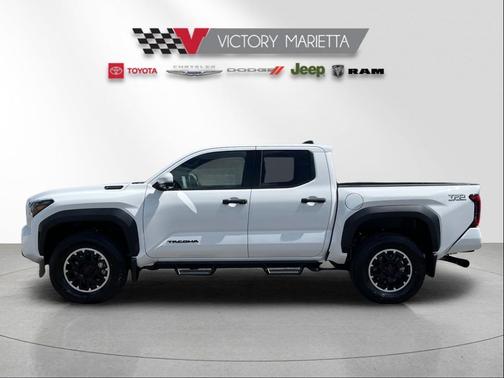 Ice 2026 Toyota Tacoma Hybrid TRD Off Road