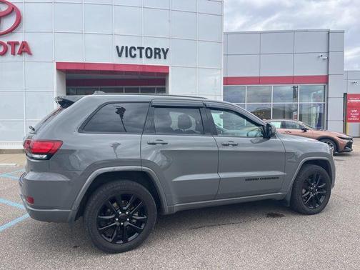 2020 Jeep Grand Cherokee Altitude