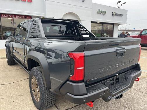 2025 Toyota Tacoma Hybrid Trailhunter