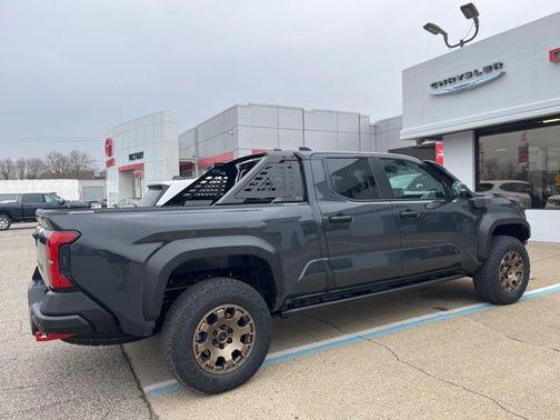 2025 Toyota Tacoma Hybrid Trailhunter