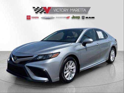 Celestial Silver Metallic 2024 Toyota Camry SE