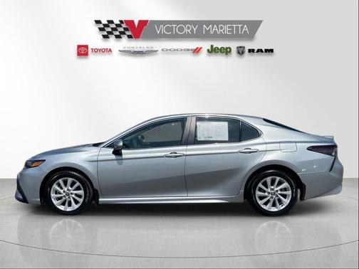 Celestial Silver Metallic 2024 Toyota Camry SE
