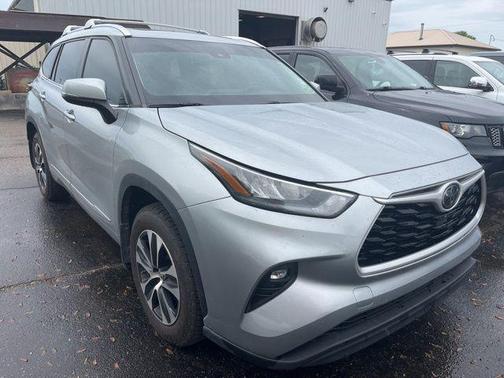 2020 Toyota Highlander XLE