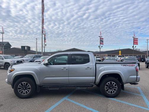 2023 Toyota Tacoma TRD Off-Road