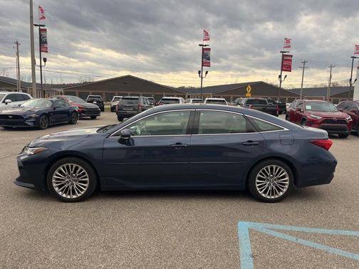 2019 Toyota Avalon Limited