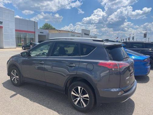 2018 Toyota RAV4 XLE