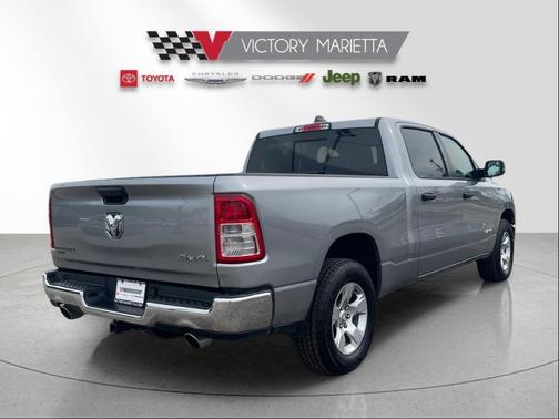 Billet Silver Metallic Clearcoat 2024 RAM 1500 Big Horn/Lone Star