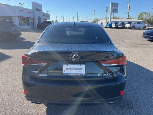 2018 Lexus IS 300 Base