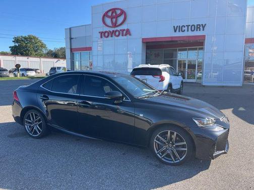 2018 Lexus IS 300 Base