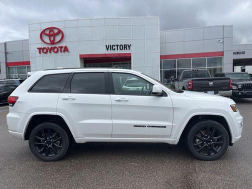2021 Jeep Grand Cherokee Laredo