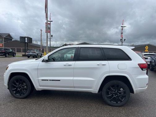 2021 Jeep Grand Cherokee Laredo