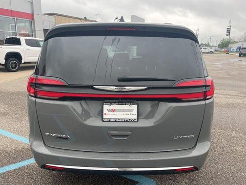 2023 Chrysler Pacifica Limited