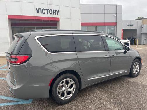 2023 Chrysler Pacifica Limited