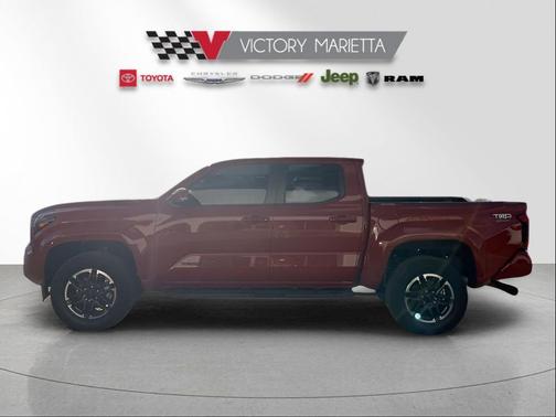 Terra 2025 Toyota Tacoma Hybrid TRD Sport