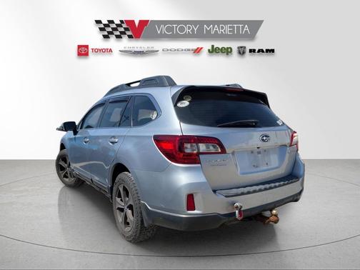 Ice Silver Metallic 2015 Subaru Outback 2.5i