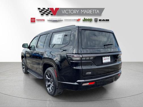 High Gloss Black 2026 Jeep Grand Wagoneer Limited Altitude 4x4