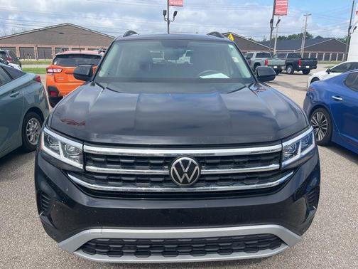 2023 Volkswagen Atlas 3.6L SE w/Technology