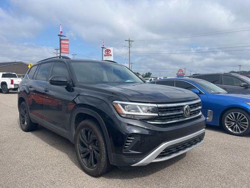 2023 Volkswagen Atlas 3.6L SE w/Technology